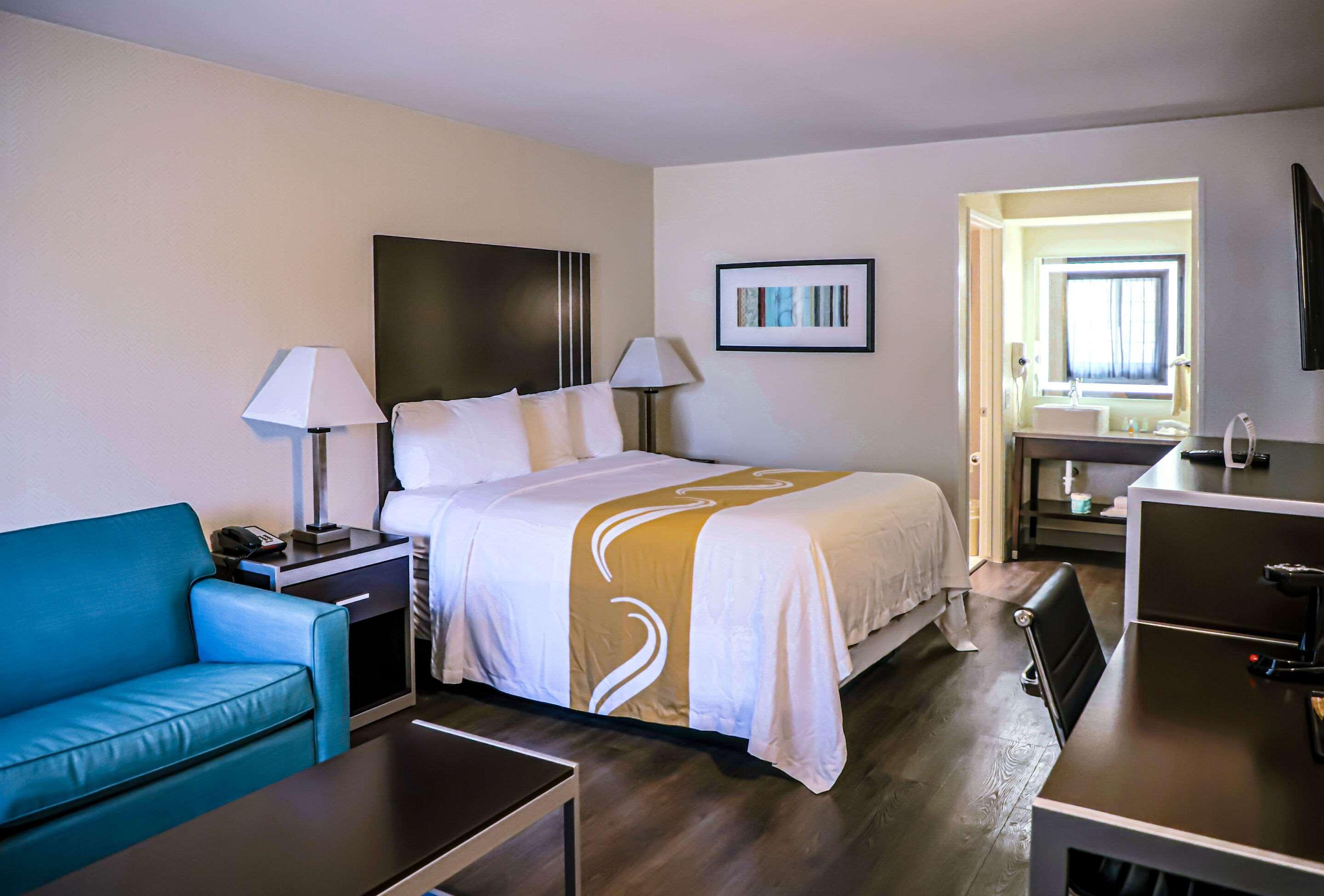 Quality Inn & Suites Camarillo-Oxnard Екстер'єр фото